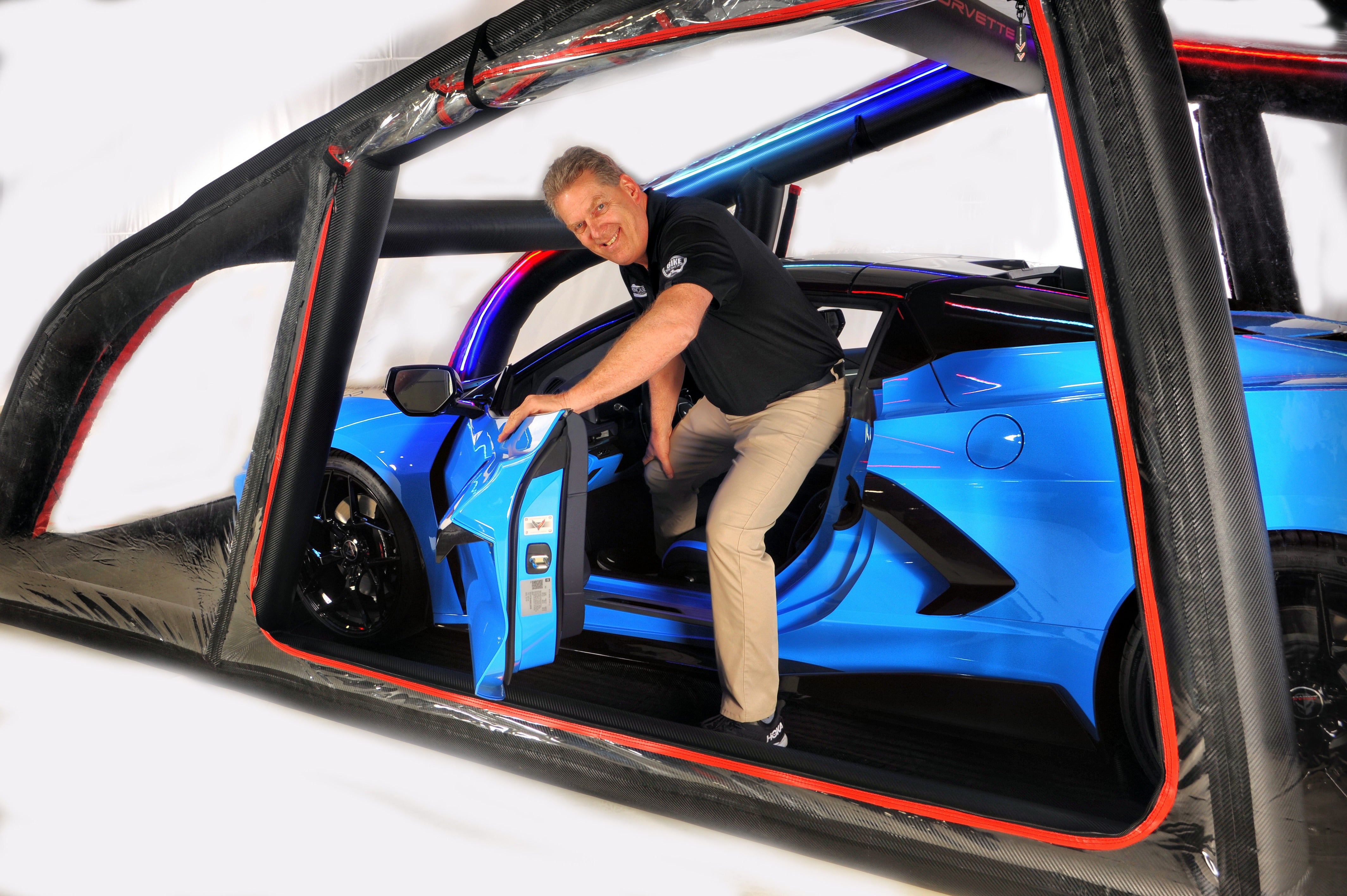 CarCapsule 16 ft SC1 Corvette Series ShowCase Indoor Capsule w/ Road Design Floor, IntelliCharger & LED Kit - CCSH16SC1C