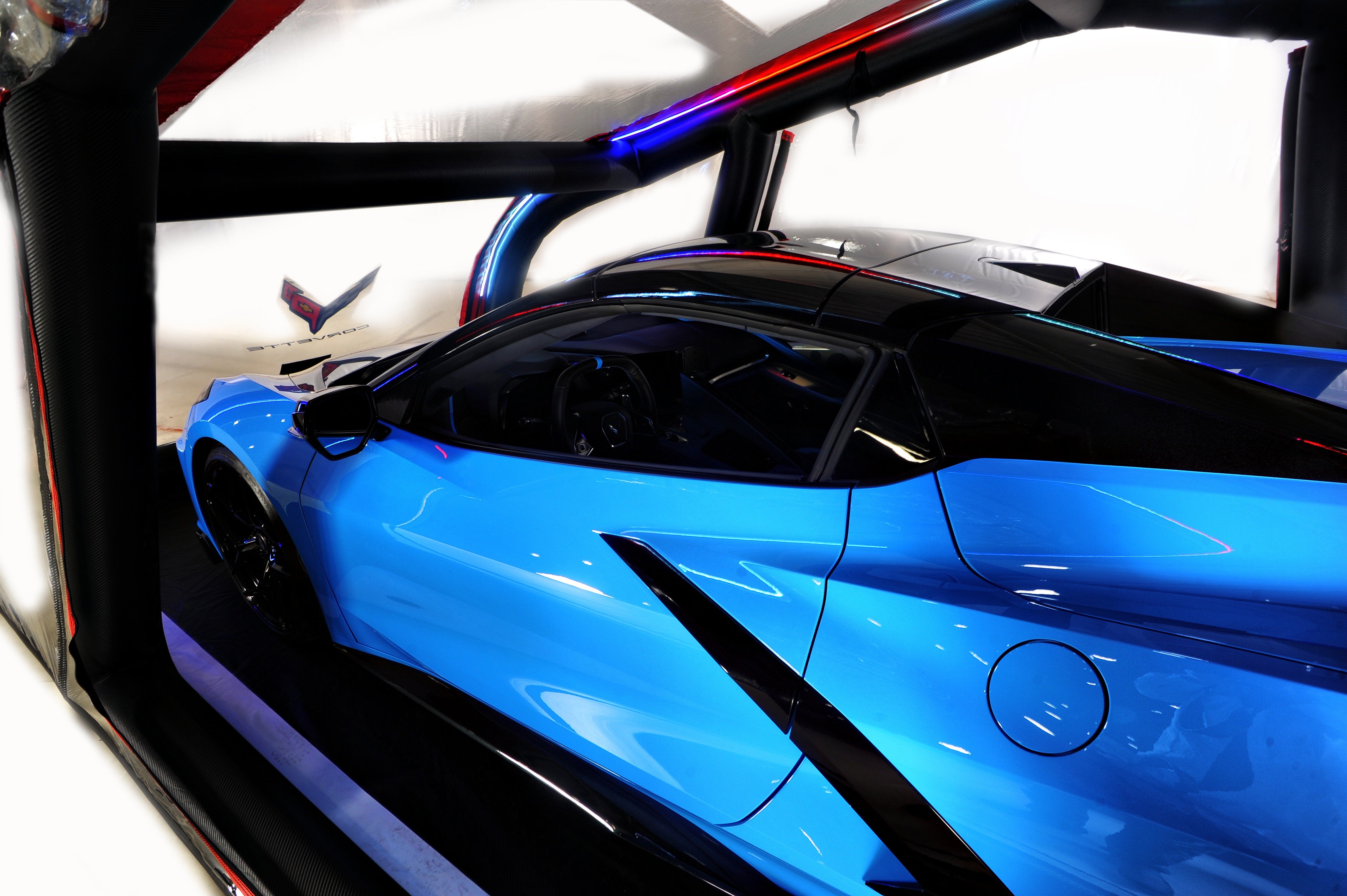 CarCapsule 16 ft SC1 Corvette Series ShowCase Indoor Capsule w/ Road Design Floor, IntelliCharger & LED Kit - CCSH16SC1C
