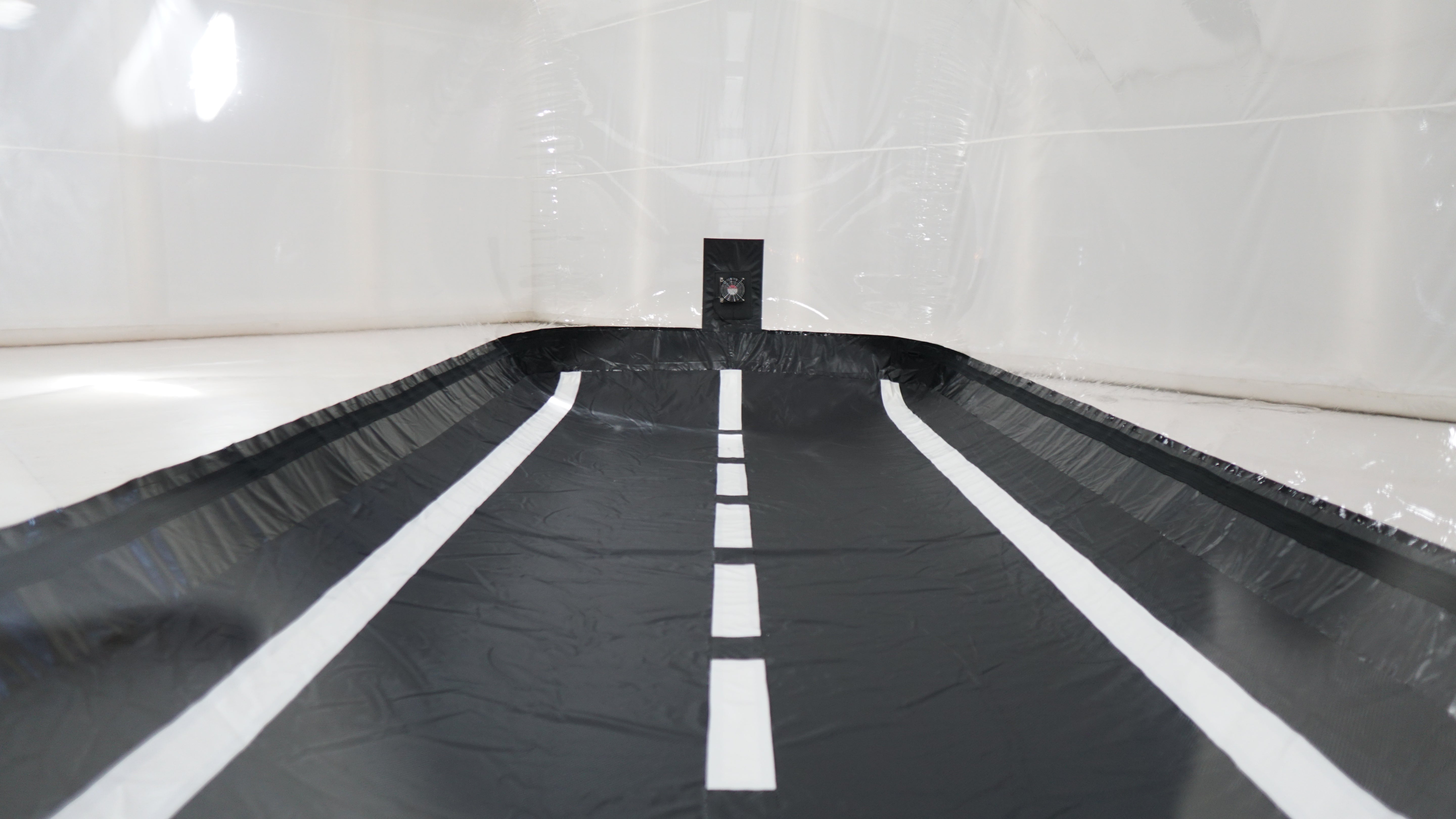 CarCapsule 16 ft Indoor Signature Series Vehicle Capsule w/Road Emblazoned Floor & IntelliCharger