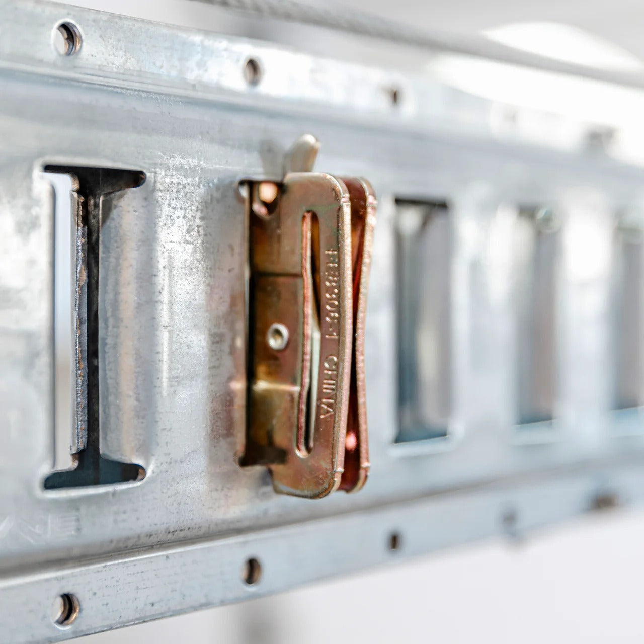 Auxx-Lift Auxx-One 400 lbs Garage Storage Lift