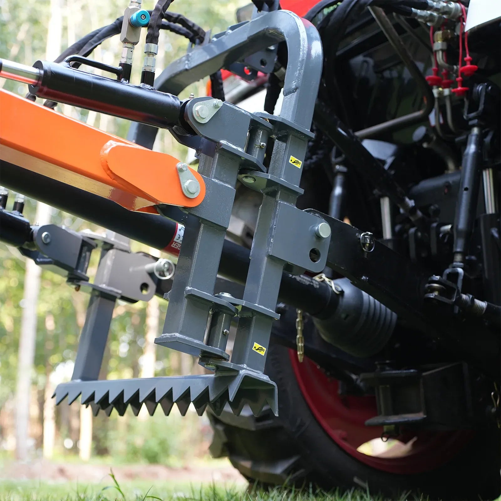 MechMaxx 24" Cutting Wheel Hydraulic Cylinder Stump Grinder for 35–60HP Tractors, Includes PTO Shaft with Slip Clutch, Model TSG61