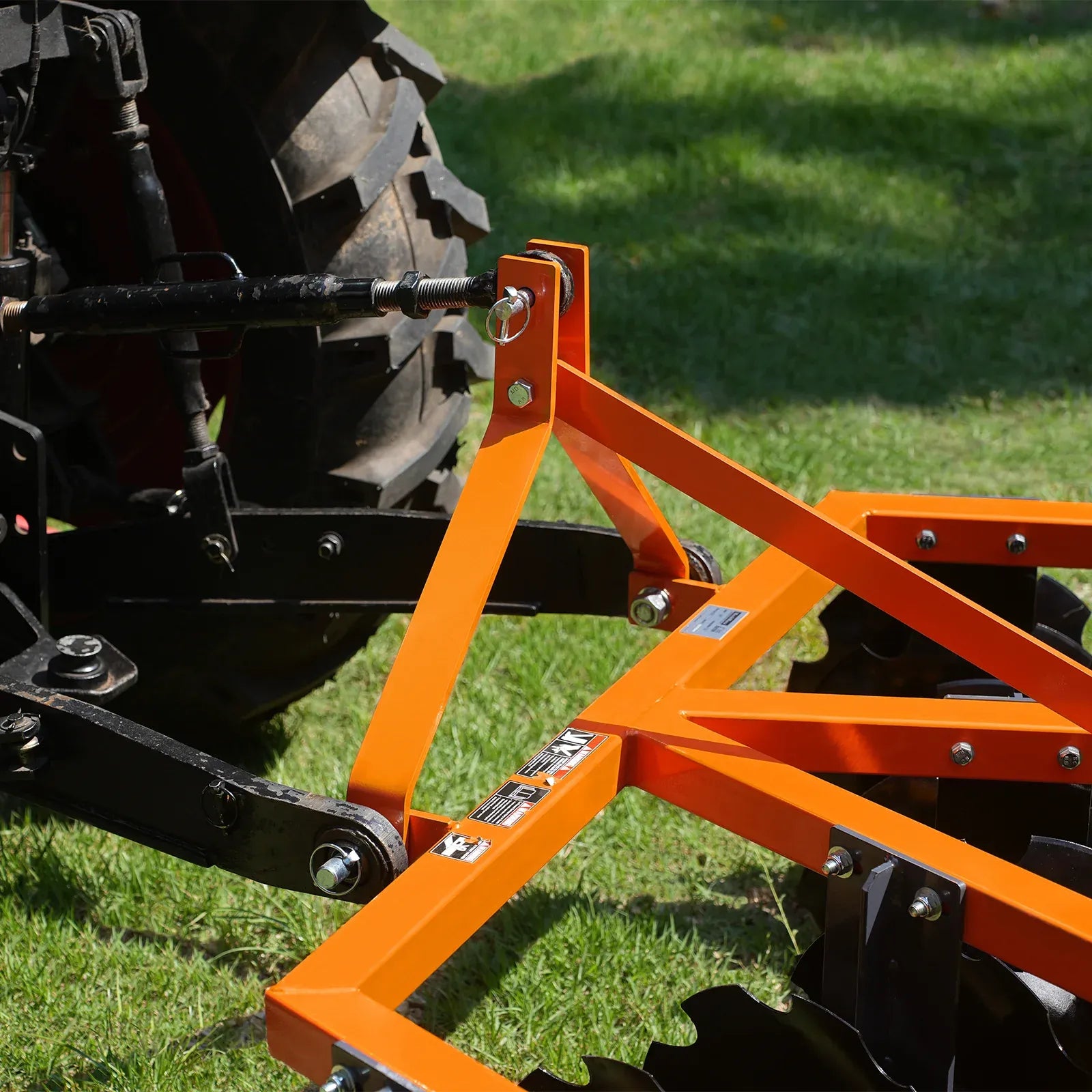 MechMaxx 72" Tractor Notched Disc Harrow, 3-Point Hitch, Model DH72