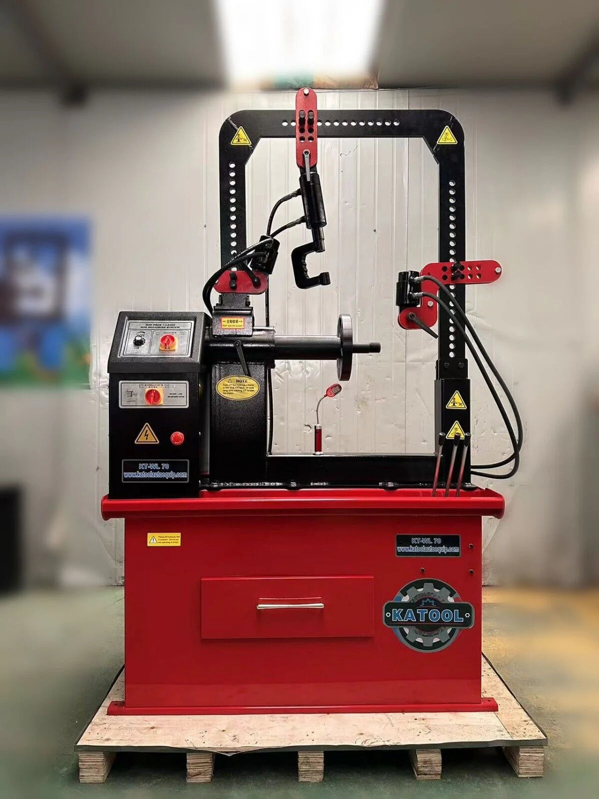 Katool KT-WL70 Rim Lathe for CNC Wheel Refinishing