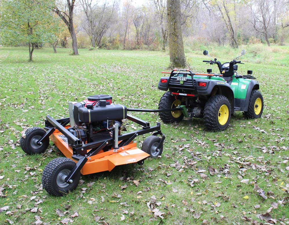 BravePro Finish Cut Pull-Behind Mower, 60 In. Deck, 25 HP, Honda GXV630, Model BRPFC112HE