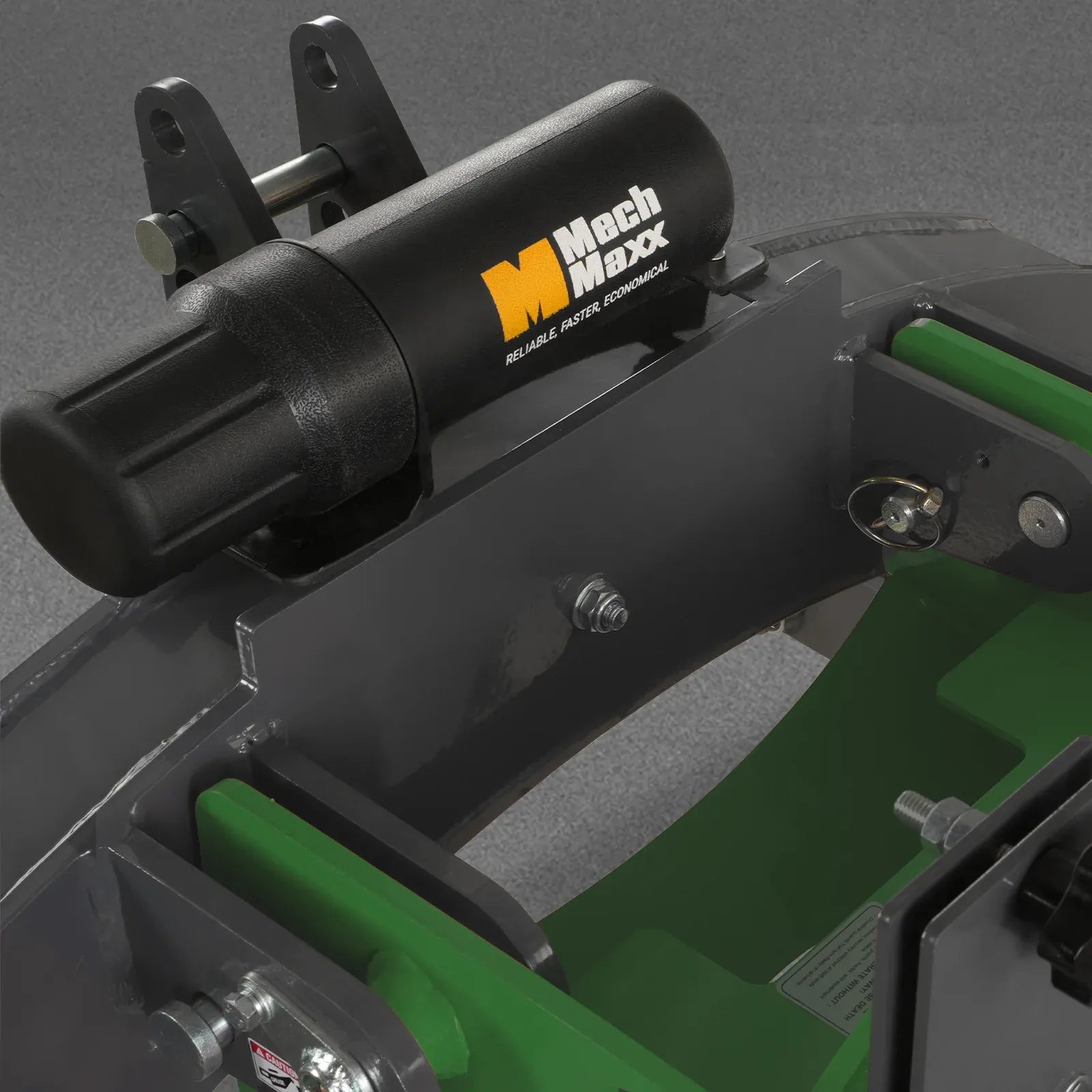 MechMaxx 3-Point PTO Stump Grinder with 34 Carbide Teeth for 15–45HP Tractors, Includes PTO Shaft with Slip Clutch, Model SG24
