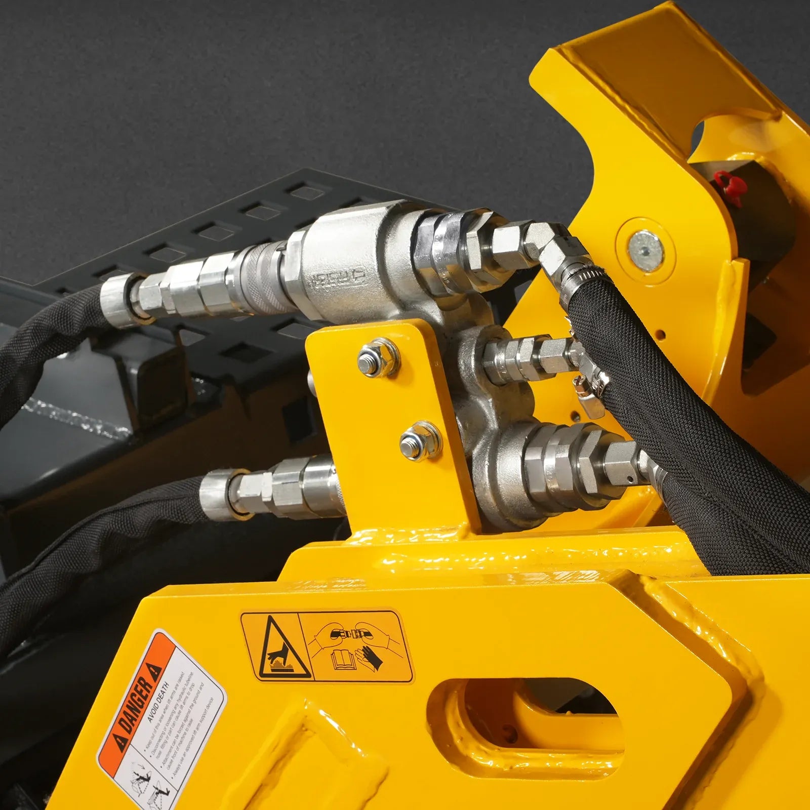 MechMaxx 20" Cutting Depth Trencher Attachment for Mini Skid Steer