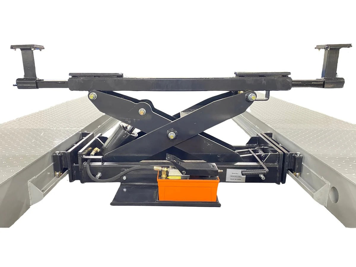 Triumph NTR-32 4-Post Truck Lift 32,000 lb Capacity