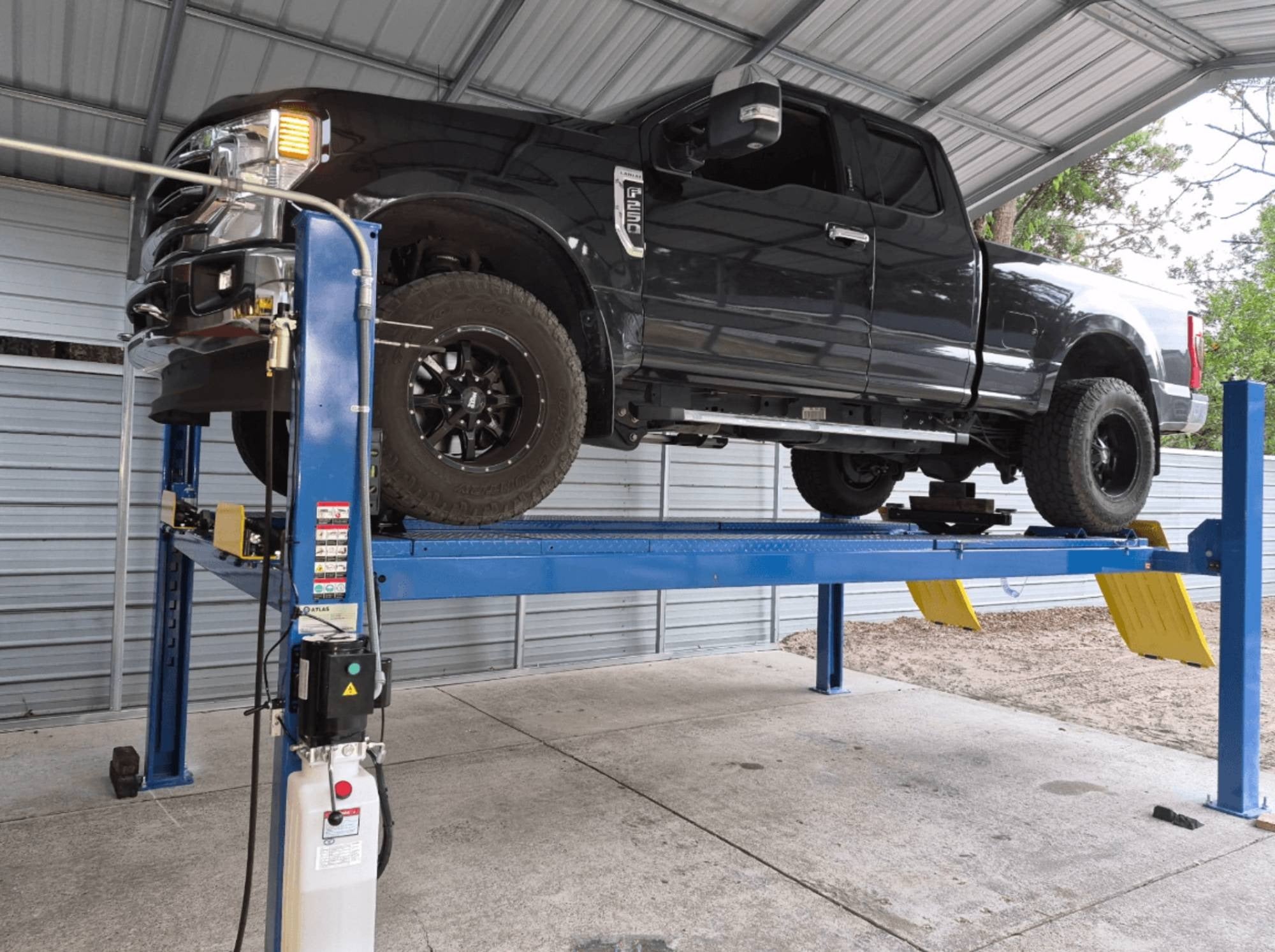 Atlas 412A 12,000 lb 4-Post Alignment Lift with RJ6 Rolling Jacks Combo