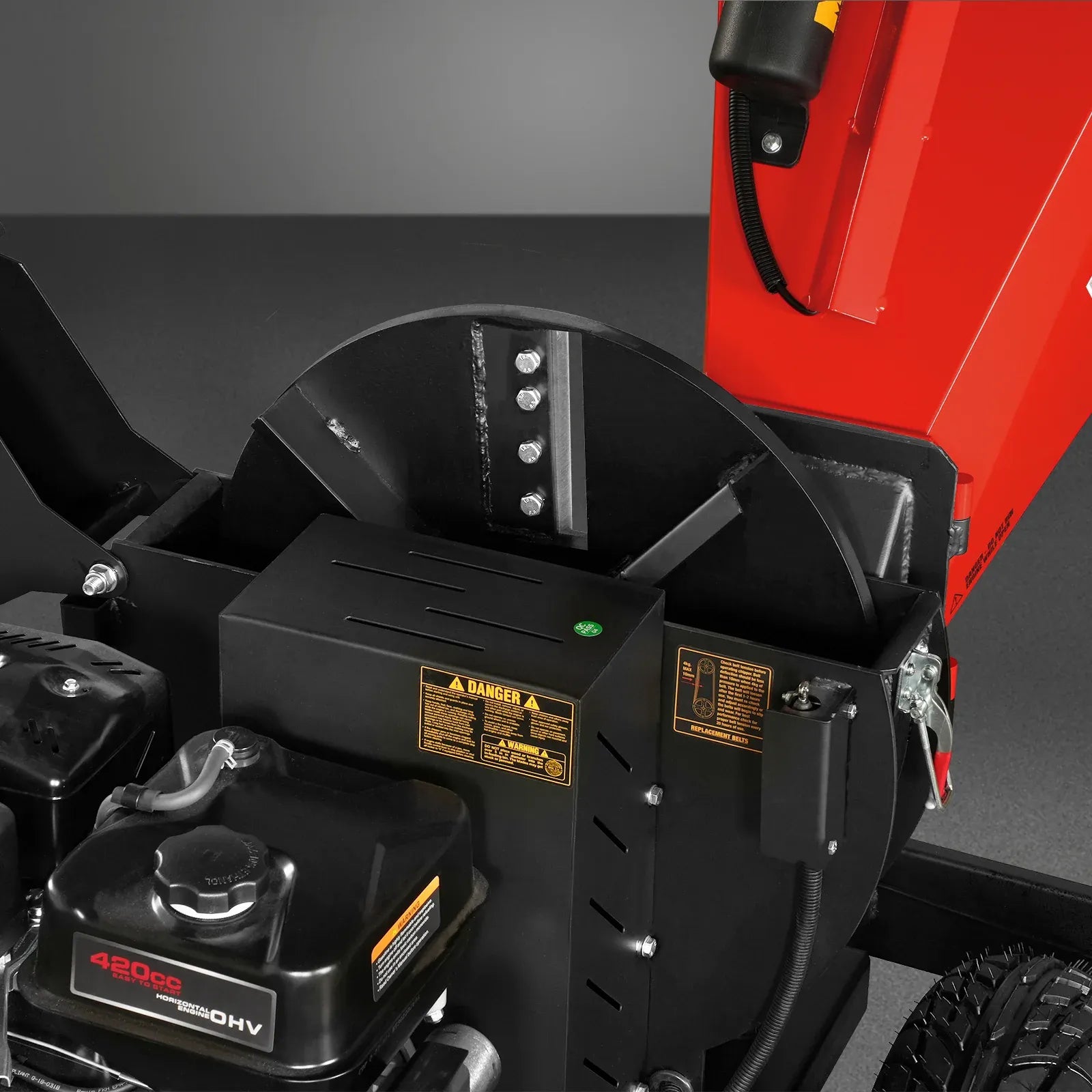 MechMaxx 5" 15HP 420cc DUCAR E-Start Disc Wood Chipper with Taillight, Model P4205